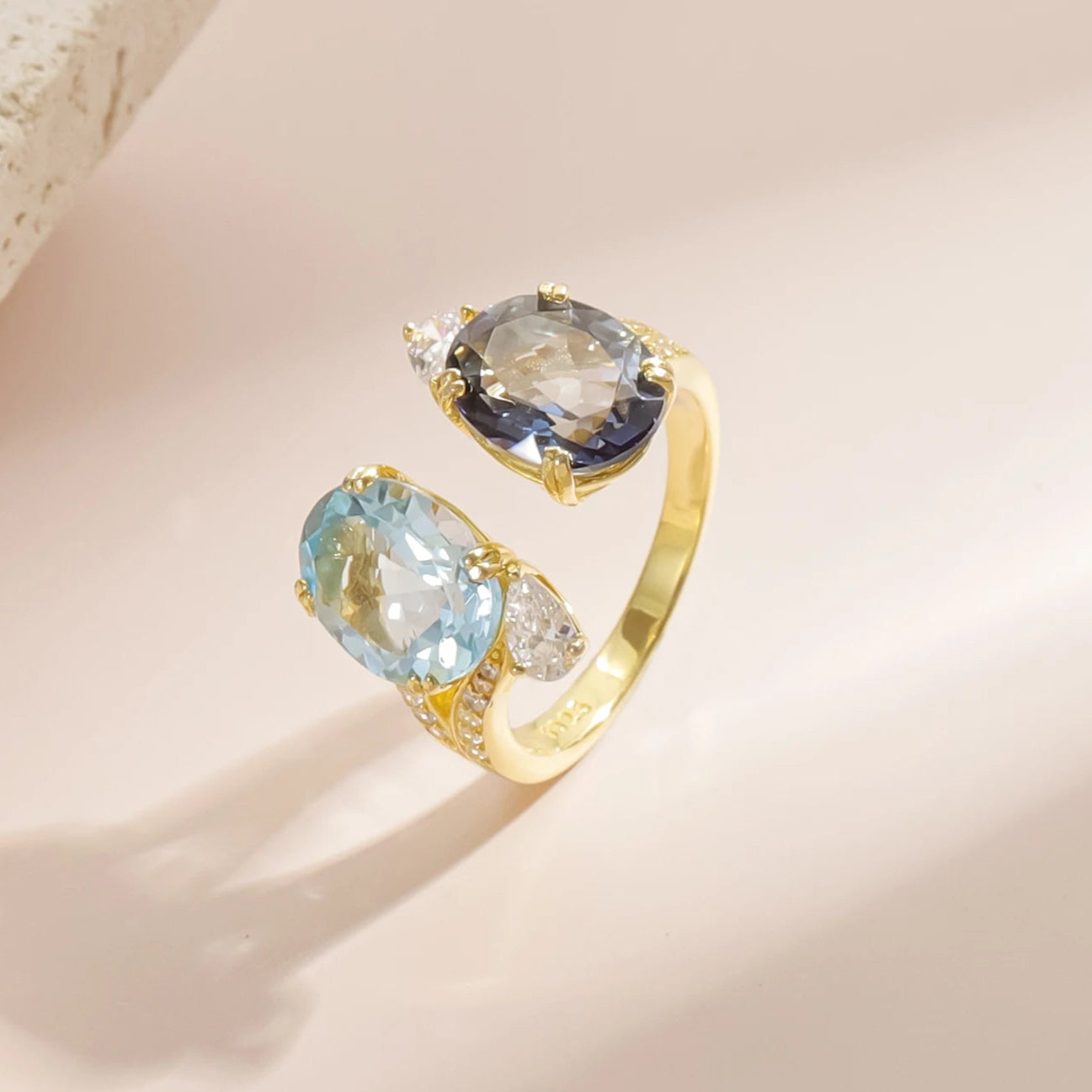 Anello Toi et moi, anello tu ed io con topazio blu e quarzo mistico, anello  anniversario unico