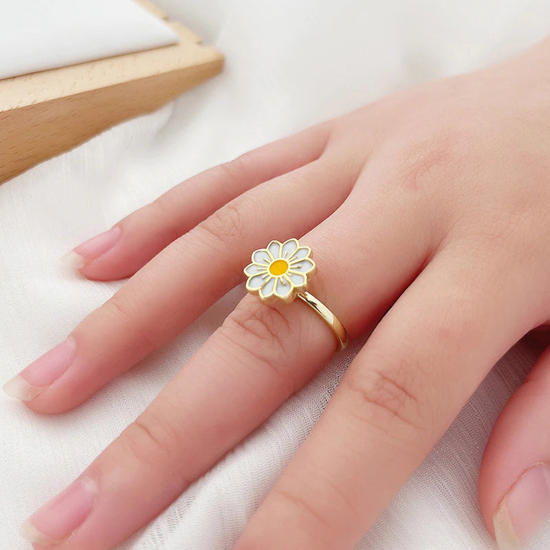 Daisy anxiety fidget ring thejoue