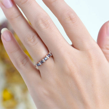 Alexandrite ring with moissanite