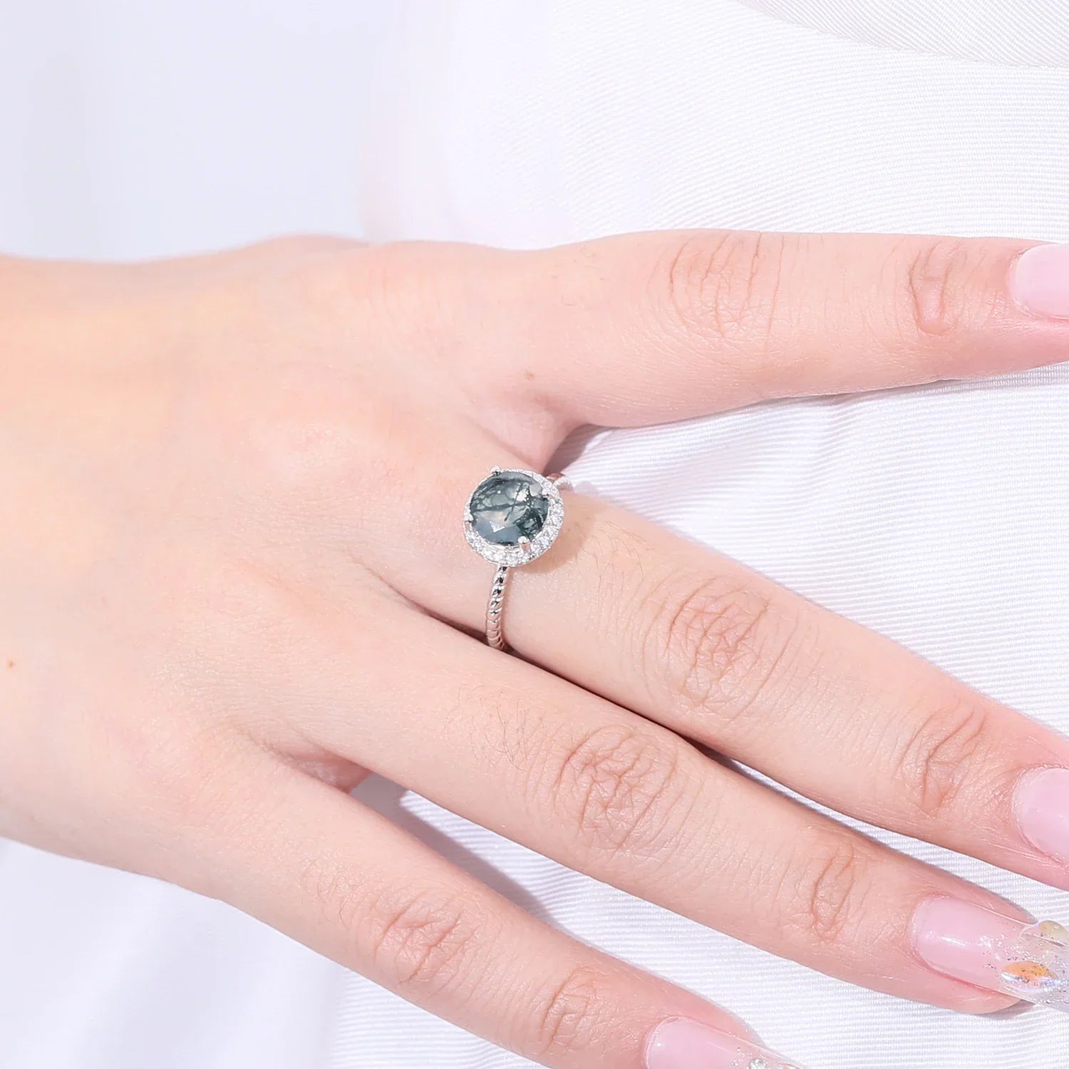 Moss Agate: Properties, Meaning, Benefits, Healing Properties, Chakra, Uses, And Care