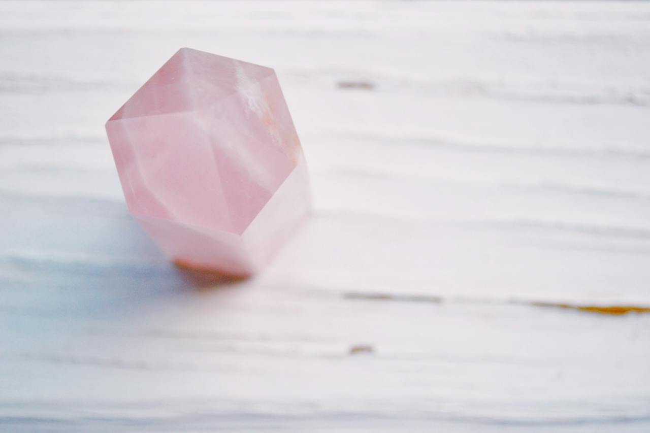 What Makes These 5 Crystals the Best for Balance and Focus? Rosery Poetry