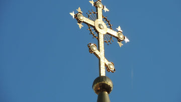 Gold Cross Pendants: The Timeless Anchor for Your Gemstone Adventures