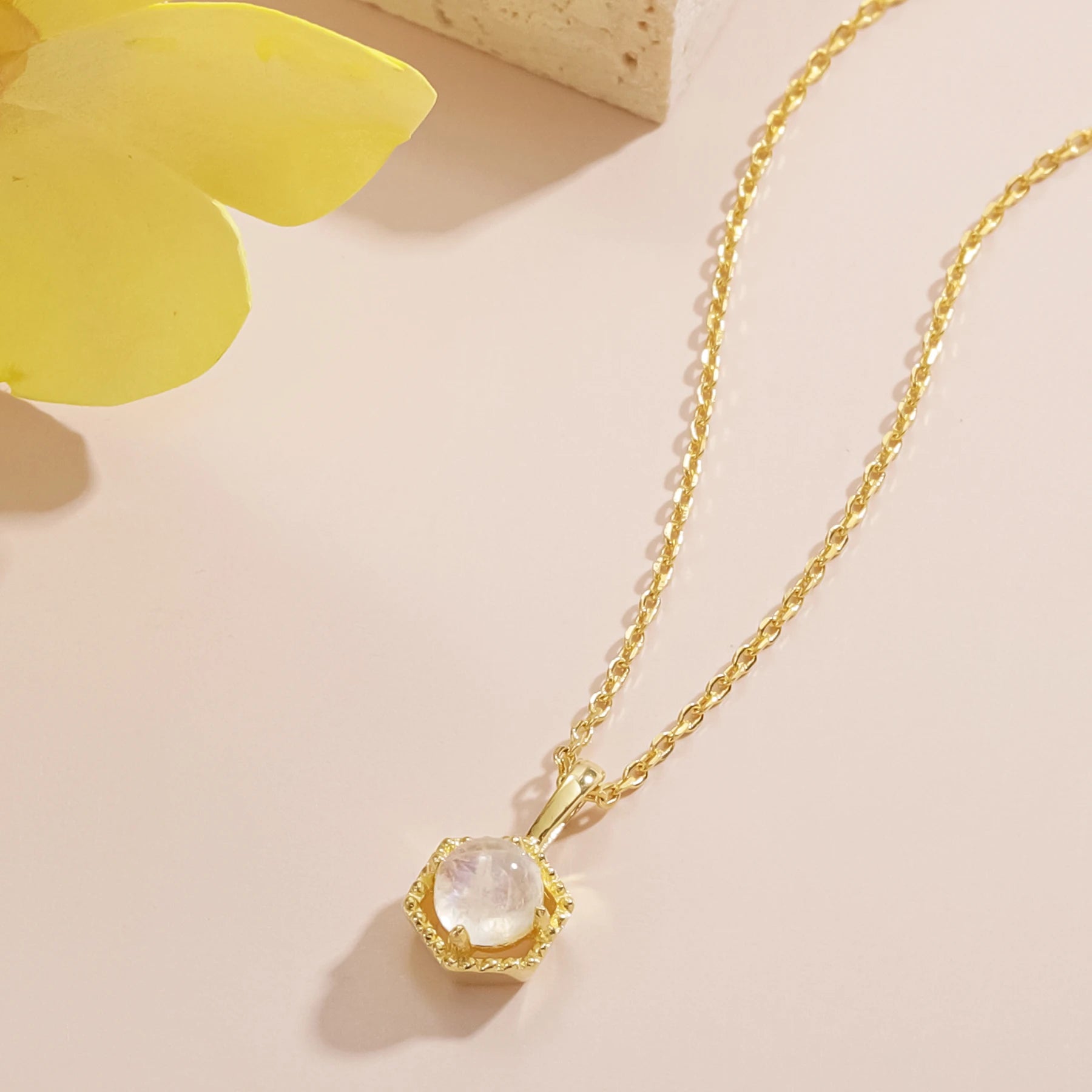 Collana Donna COAI In Argento 925 Con Ciondolo Ovale In Pietra Di Luna Naturale – Regalo In Confezione