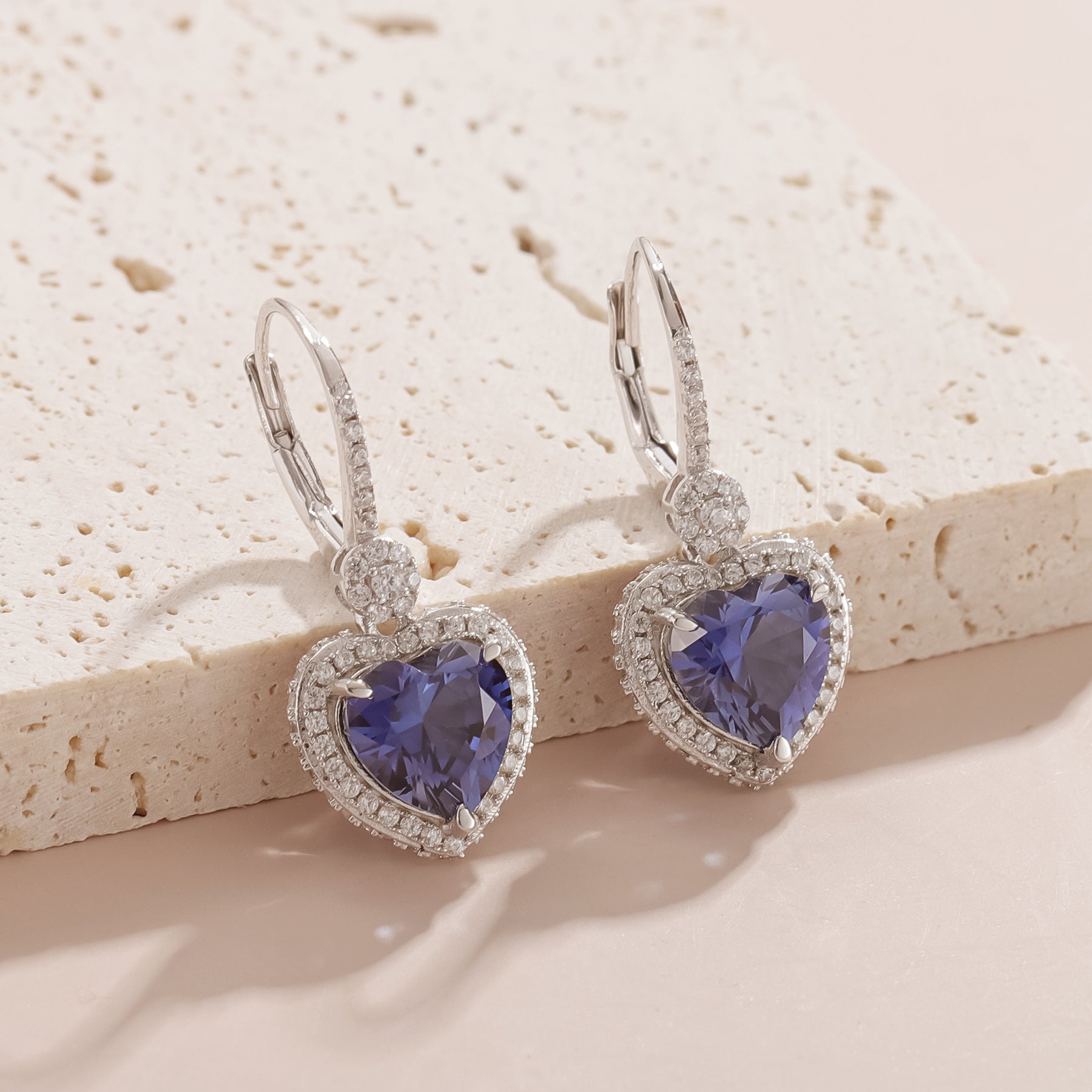 Orecchini a cerchio vintage in argento sterling con zaffiri blu da 10 mm - Italia Orecchini a cerchio vintage in argento sterling con zaffiri blu da 10 mm - Italia