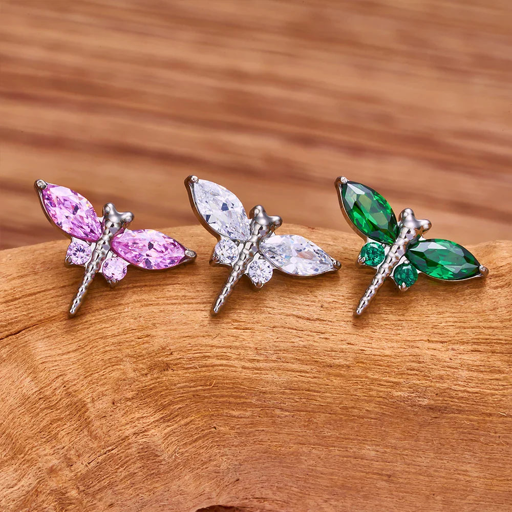 Dragonfly stud ørepynt nese stud titan piercing stud med klare rosa eller grønne diamanter