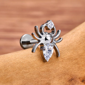 Brinco de nariz de aranha com um brinco de aranha de diamante rosa ou vermelho claro piercing de titânio