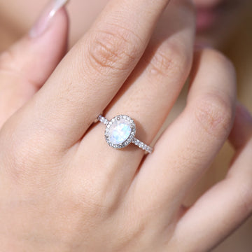 Anel de diamante Moonstone estilo antigo em prata esterlina