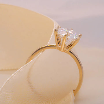 Anel de moissanite de 2 quilates, corte redondo, anel solitário de noivado para mulheres