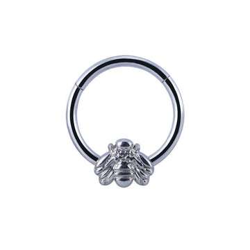 Cute and pretty septum rings with a bee 16 gauge Rosery Poetry