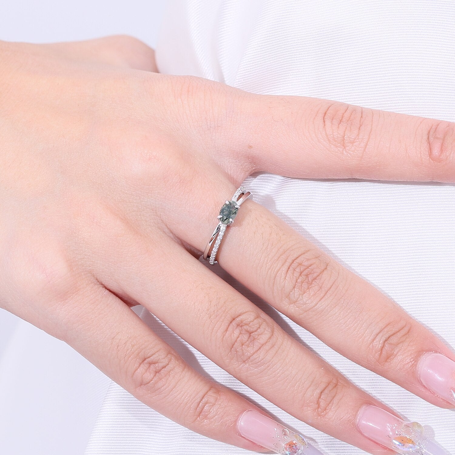 Moss agate wedding ring with a cross-shaped design in silver Rosery Poetry