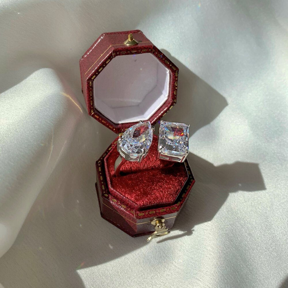 Kylie Jenner signature Princess Cut Diamond Diamond Eternity Band Ring –  Bijouterie Gonin