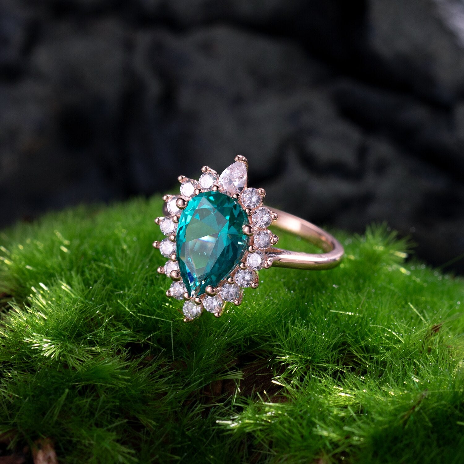 Emerald Engagement Rings | Diamonds Factory Canada