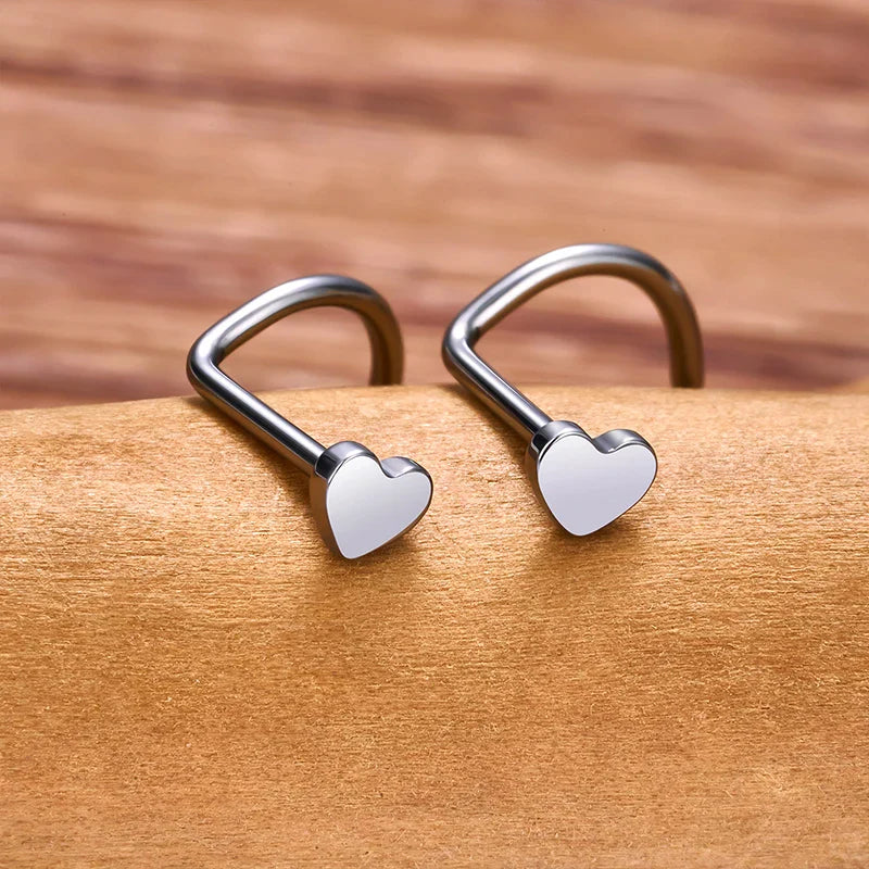 Heart nose stud tiny and cute titanium 20G Rosery Poetry