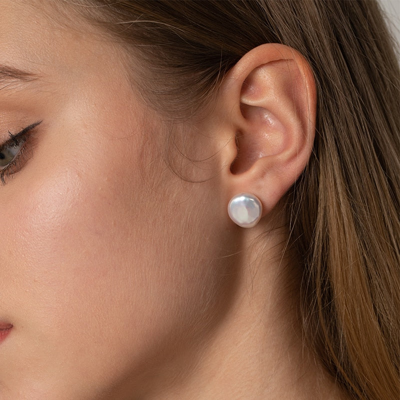 Pearl stud earrings classic and minimalist handmade Rosery Poetry