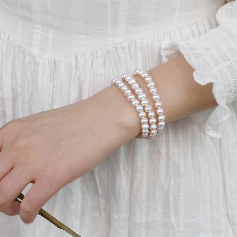 Pearl bead bracelet DejaChic